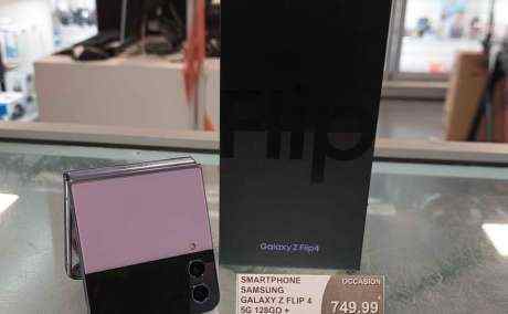Samsung Galaxy Z Flip 4 5G 128Go.