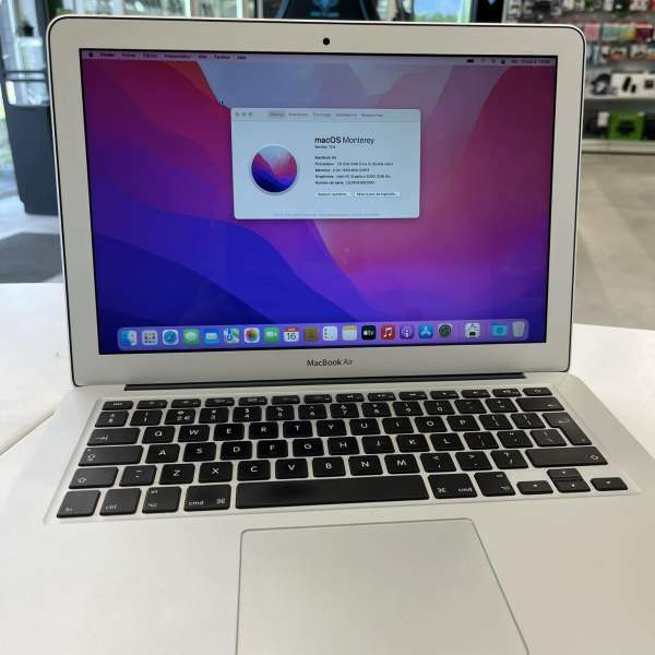 MacBook Air 11'' A1465 début 2015