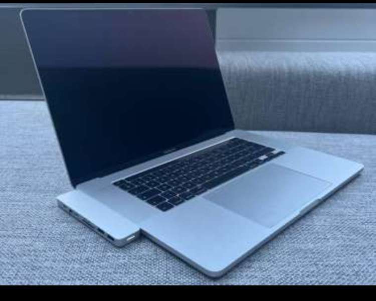 MacBook Pro 15" (2019) i9 - SSD 500Go - RAM 16 Go - A1990