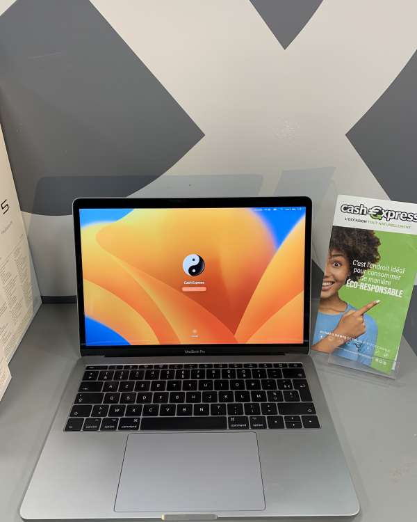 APPLE MacBook Pro 13”