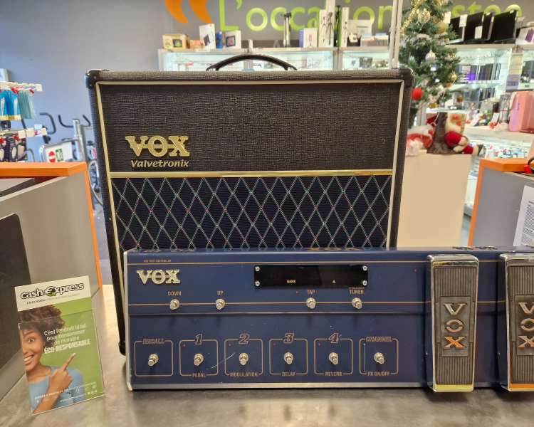Ampli guitare Vox AD69VTX avec pédale d'effest