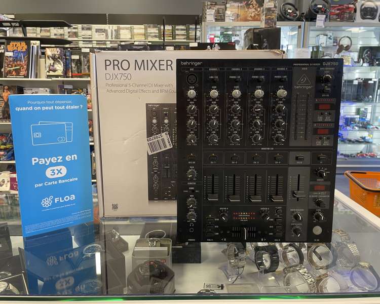 Table de Mixage Behringer Pro Mixer DJX750
